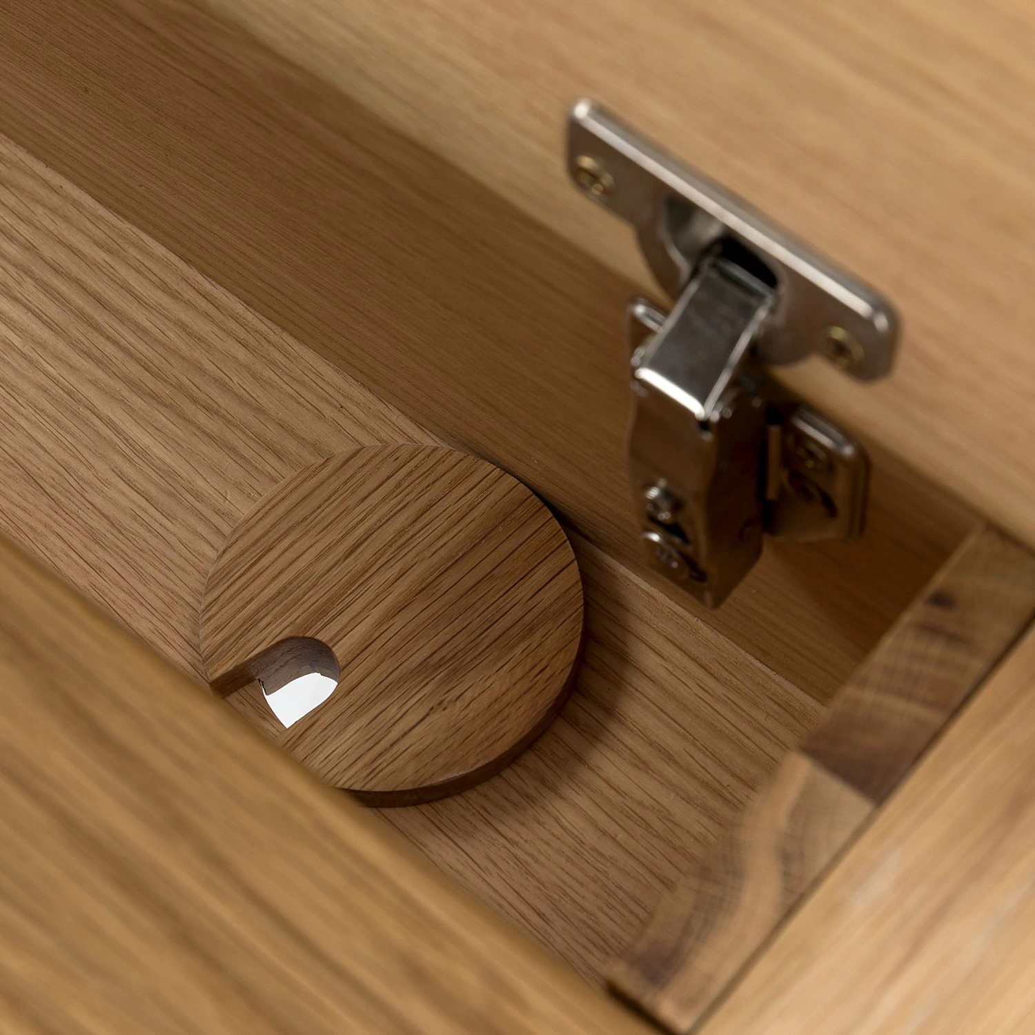 Madera 54_ Desk - Oak - Image 8