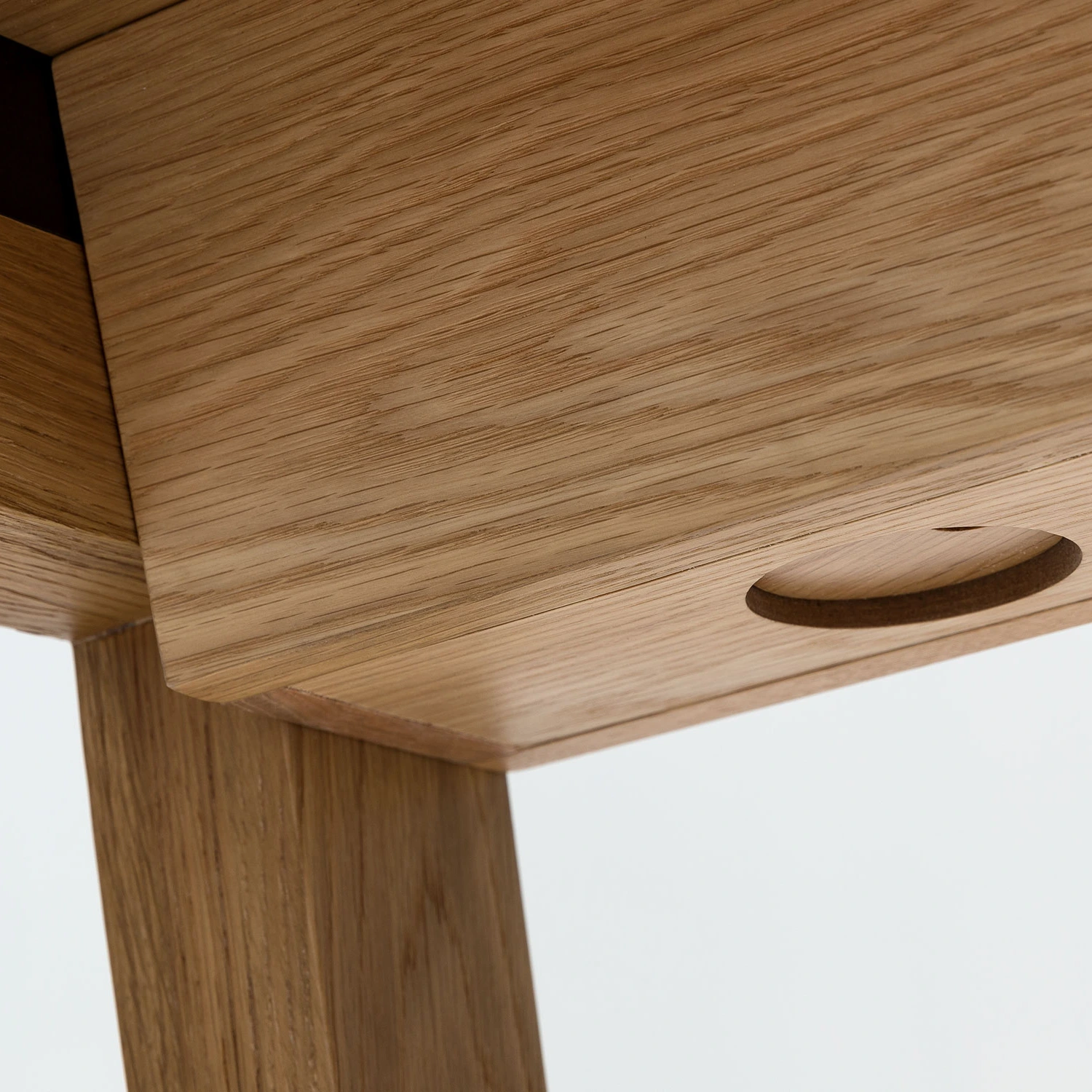 Madera 54_ Desk - Oak - Image 15