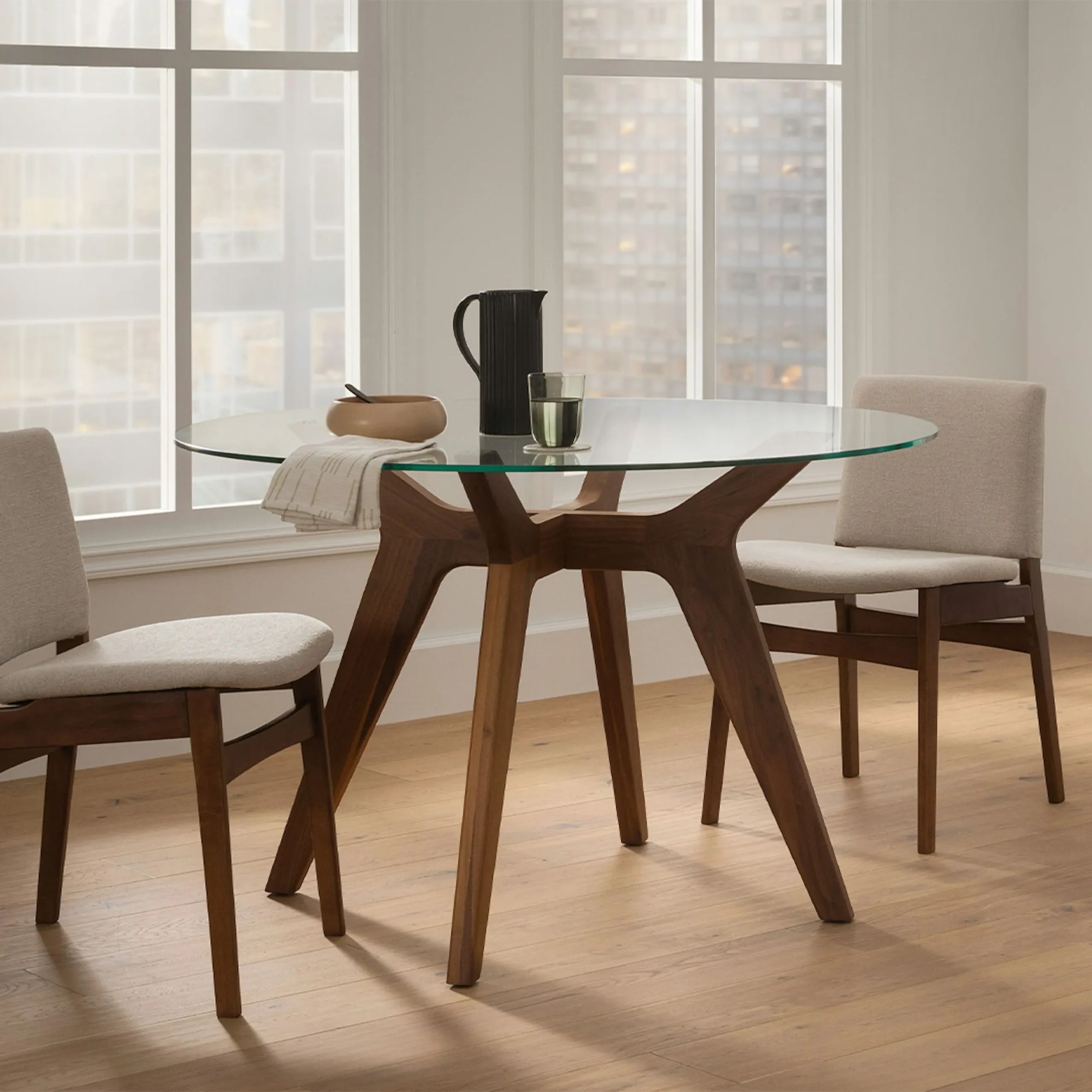 Emmer 47.25_ Glass Dining Table - Walnut