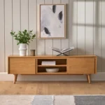 Seno 63_ Low Media Unit - Oak
