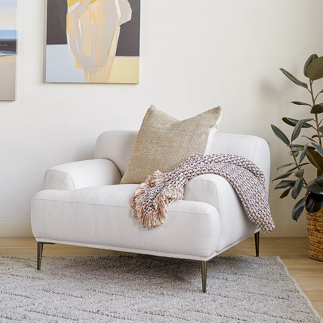 Abisko 42.5_ Lounge Chair - Quartz White - Image 11