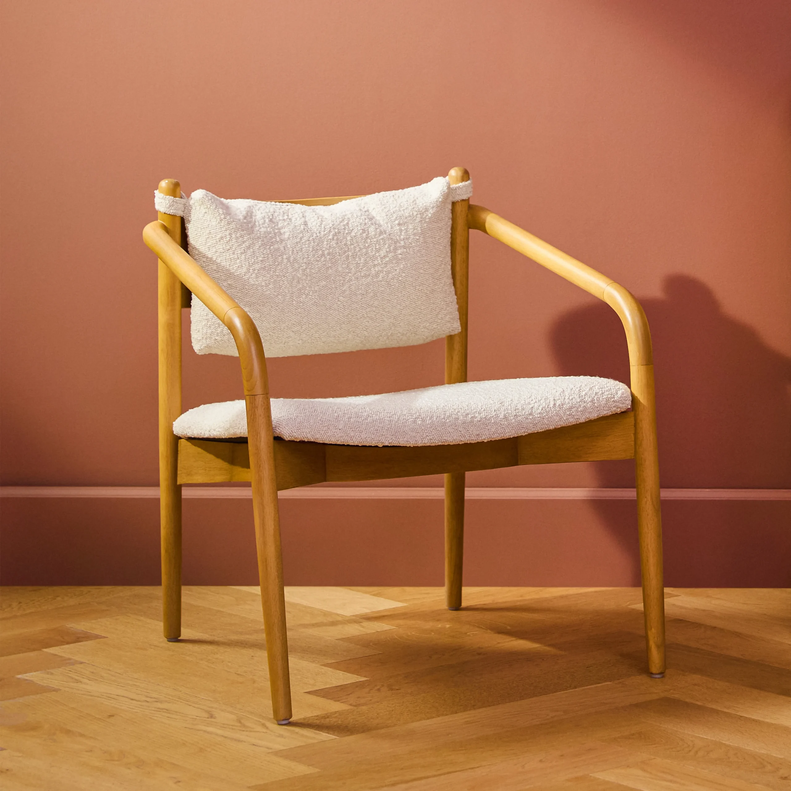 Lento 25_ Lounge Chair - Ivory Bouclé