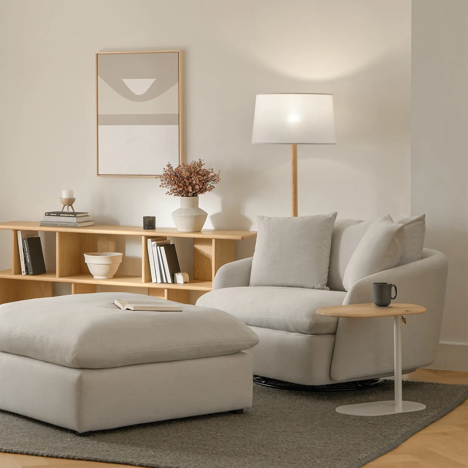 Leigh 47_ Grand Swivel Lounge Chair - Silver Ivory - Image 3