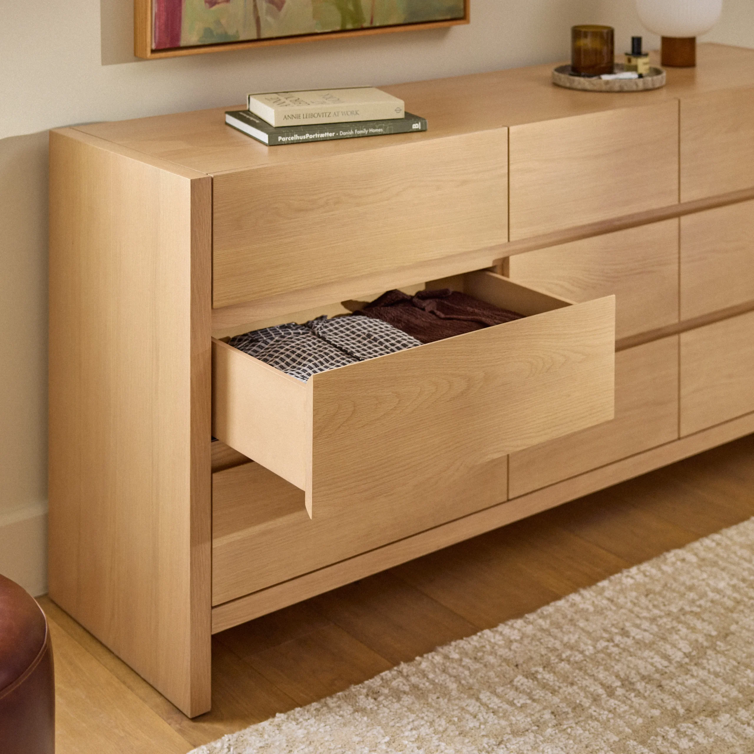 Leif 9-Drawer Triple Dresser - White Oak - Image 4