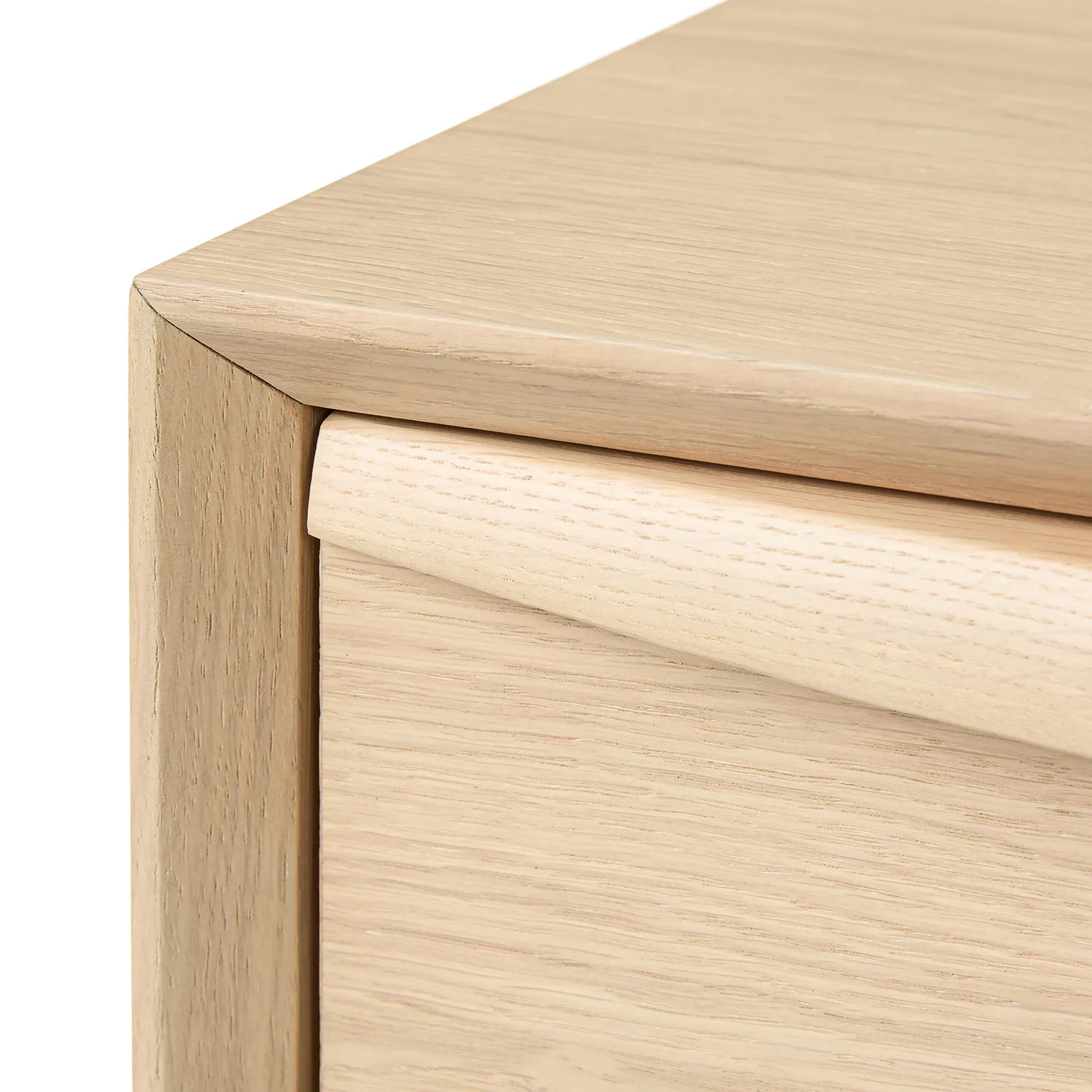 Lenia 9-Drawer Triple Dresser - White Oak - Image 8