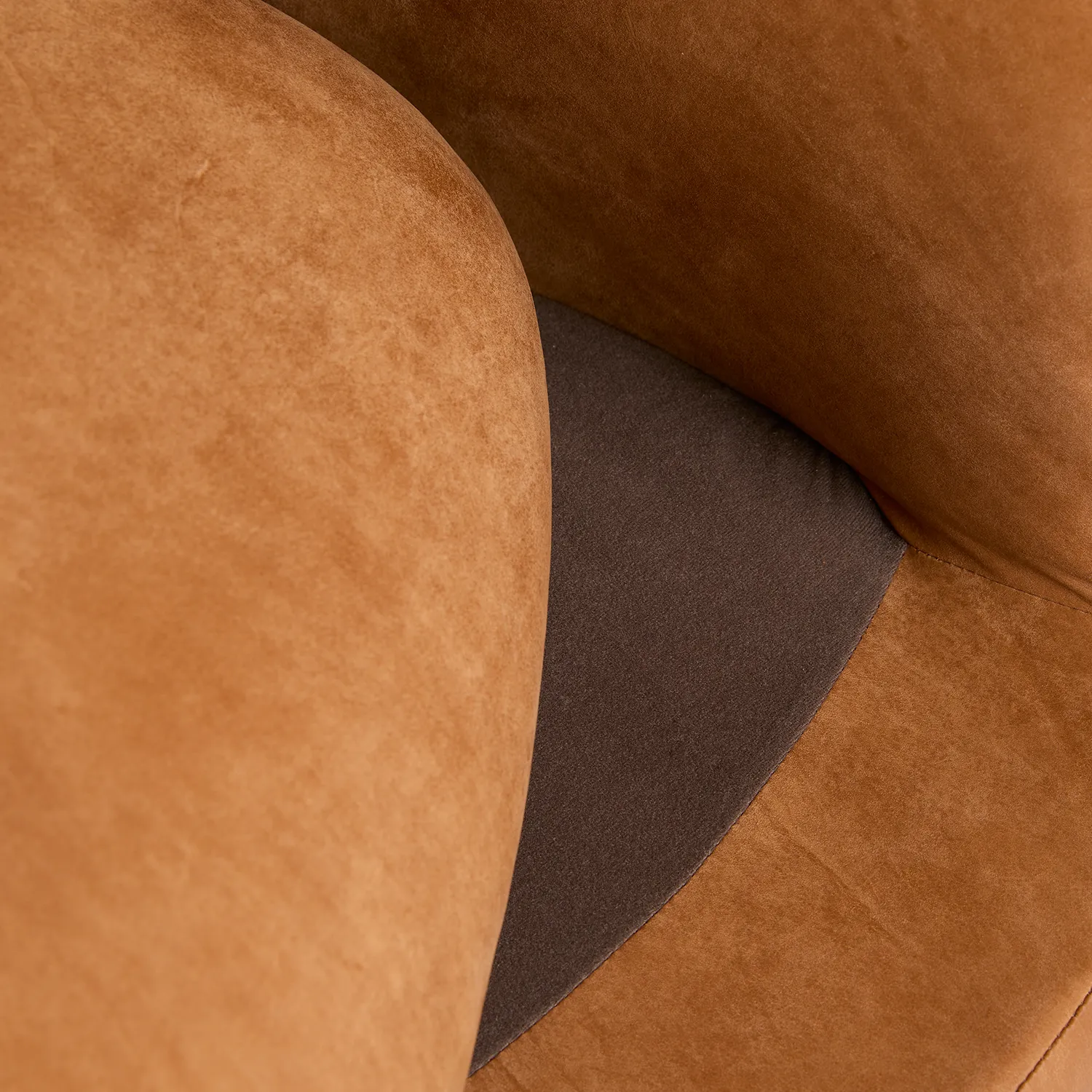 Turoy 32.5_ Leather Swivel Lounge Chair - Rawhide Tan - Image 12