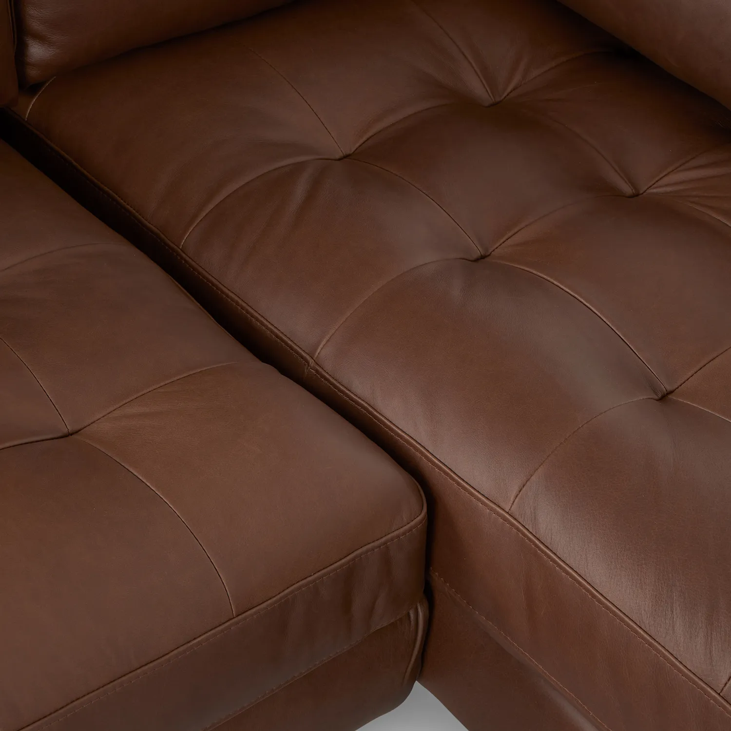 Sven 100_ Tufted Leather Right Sectional - Charme Chocolat - Image 8