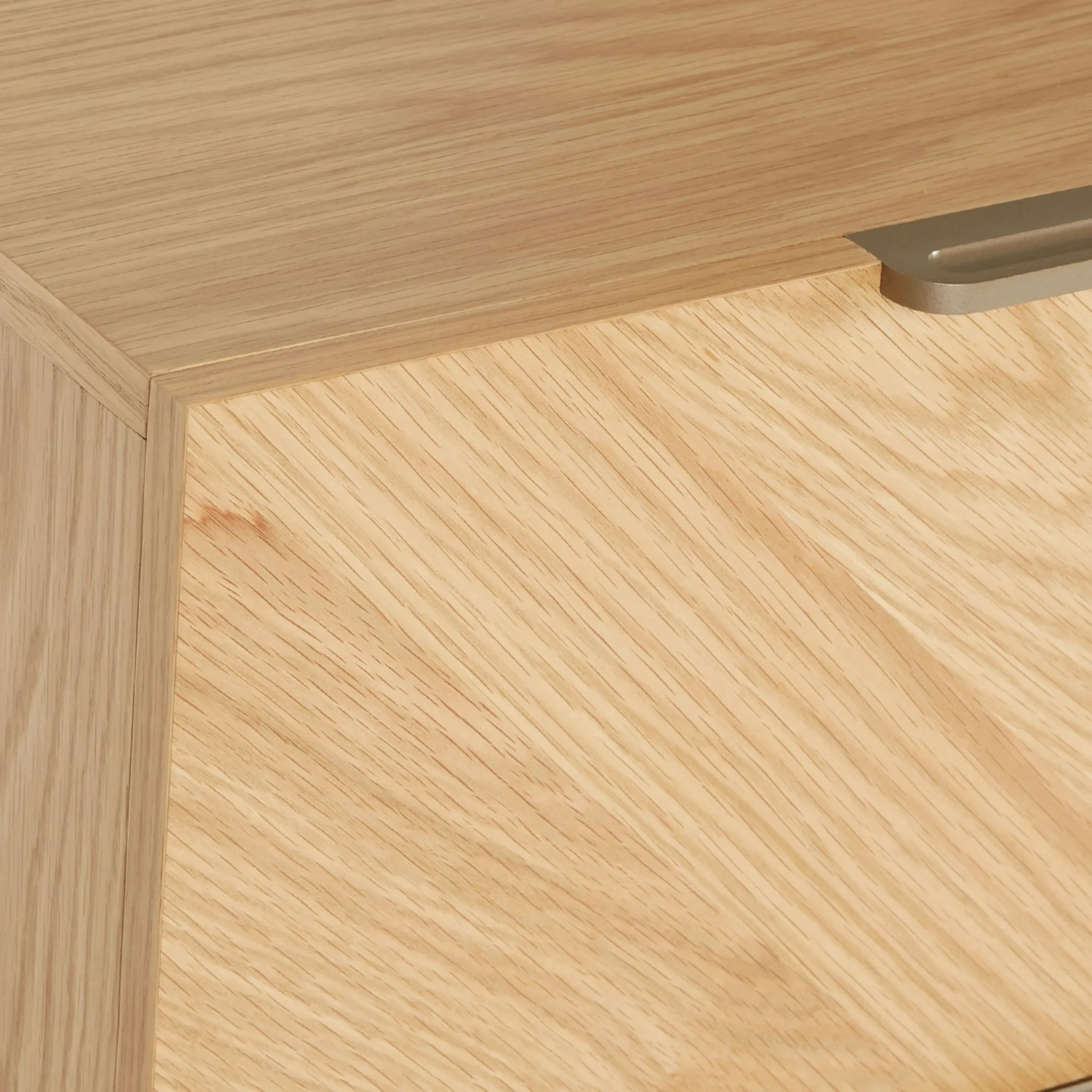 Nera 6-Drawer Low Triple Dresser - Oak - Image 9