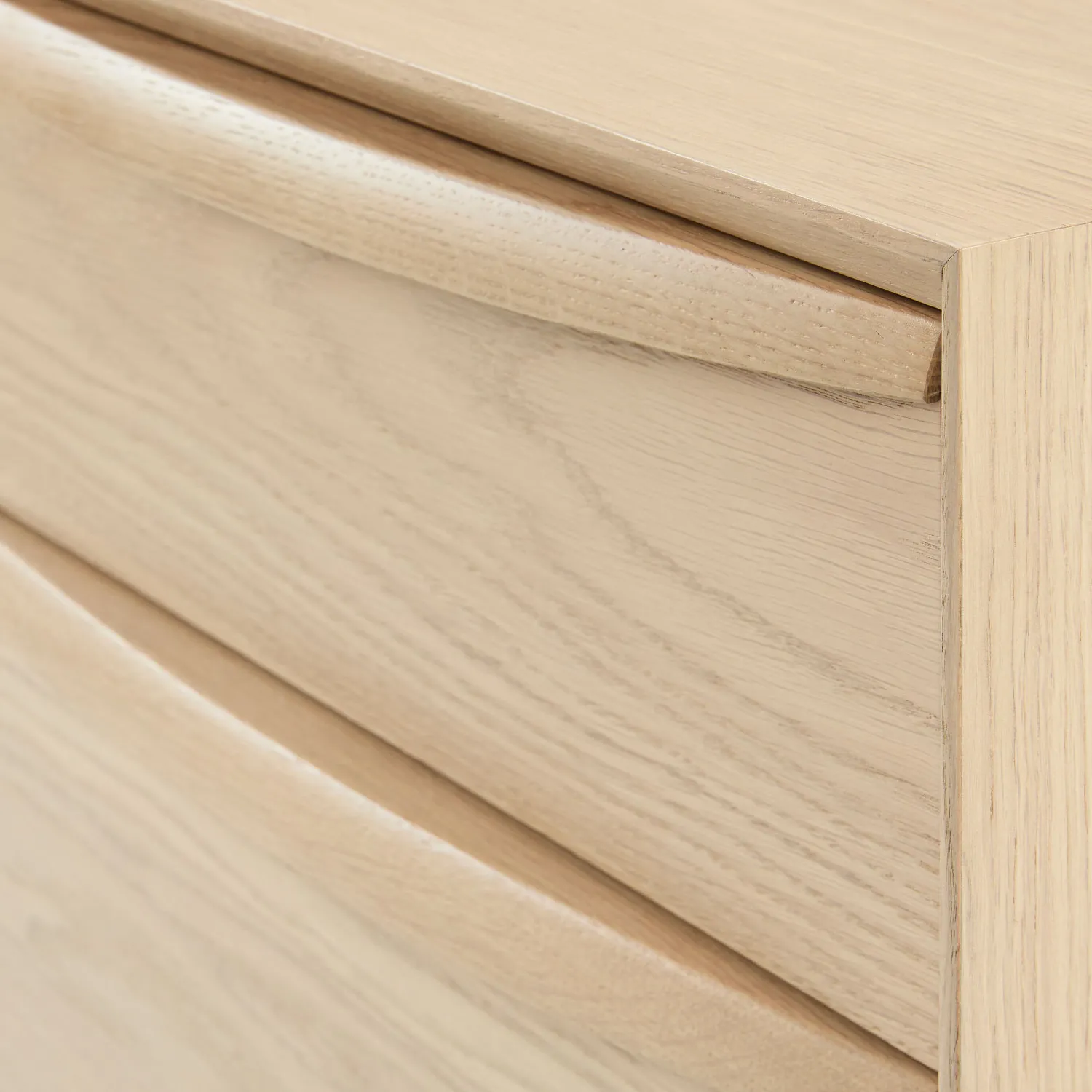 Lenia 9-Drawer Triple Dresser - White Oak - Image 9