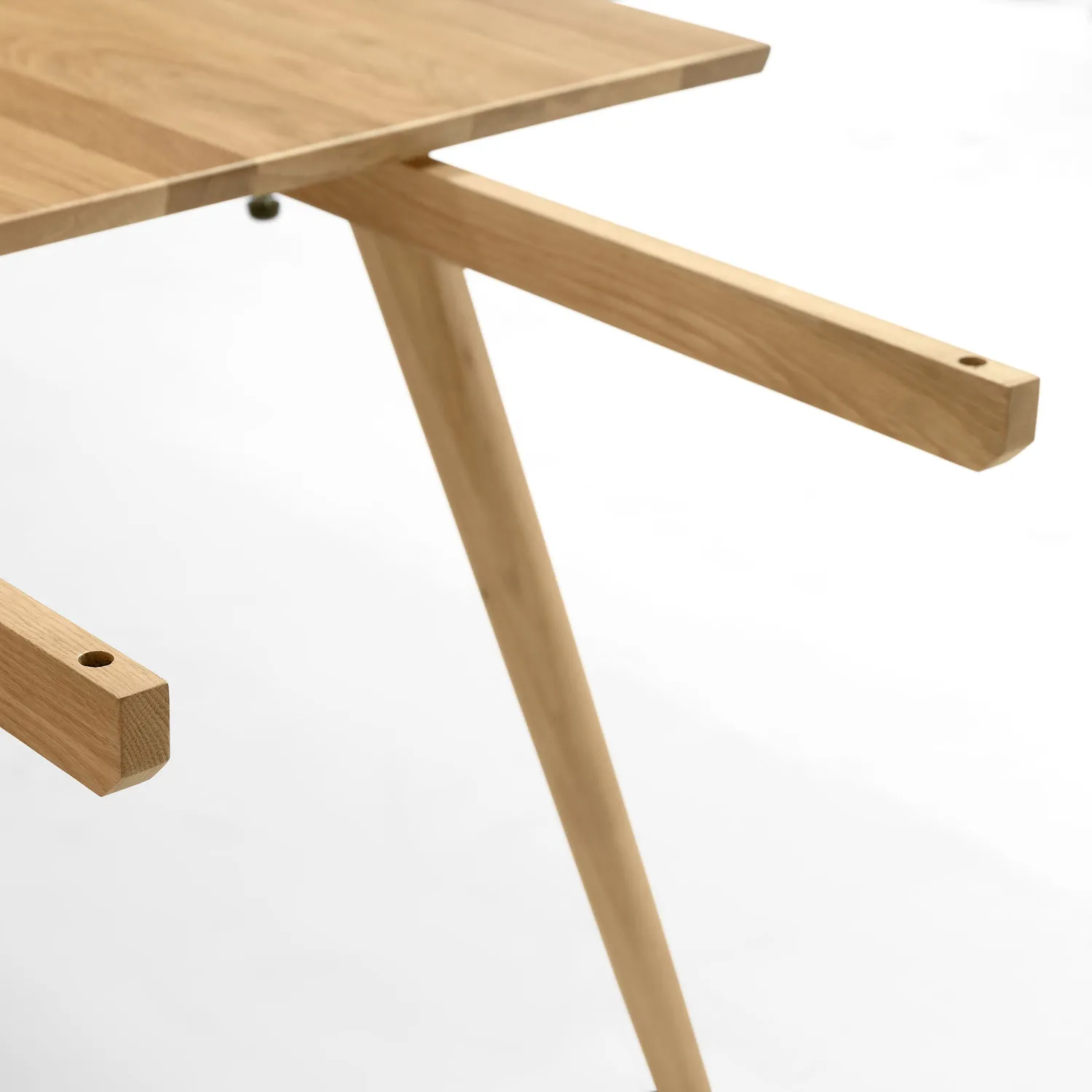 Seno 71_ - 110_ Extendable Dining Table - Oak - Image 11