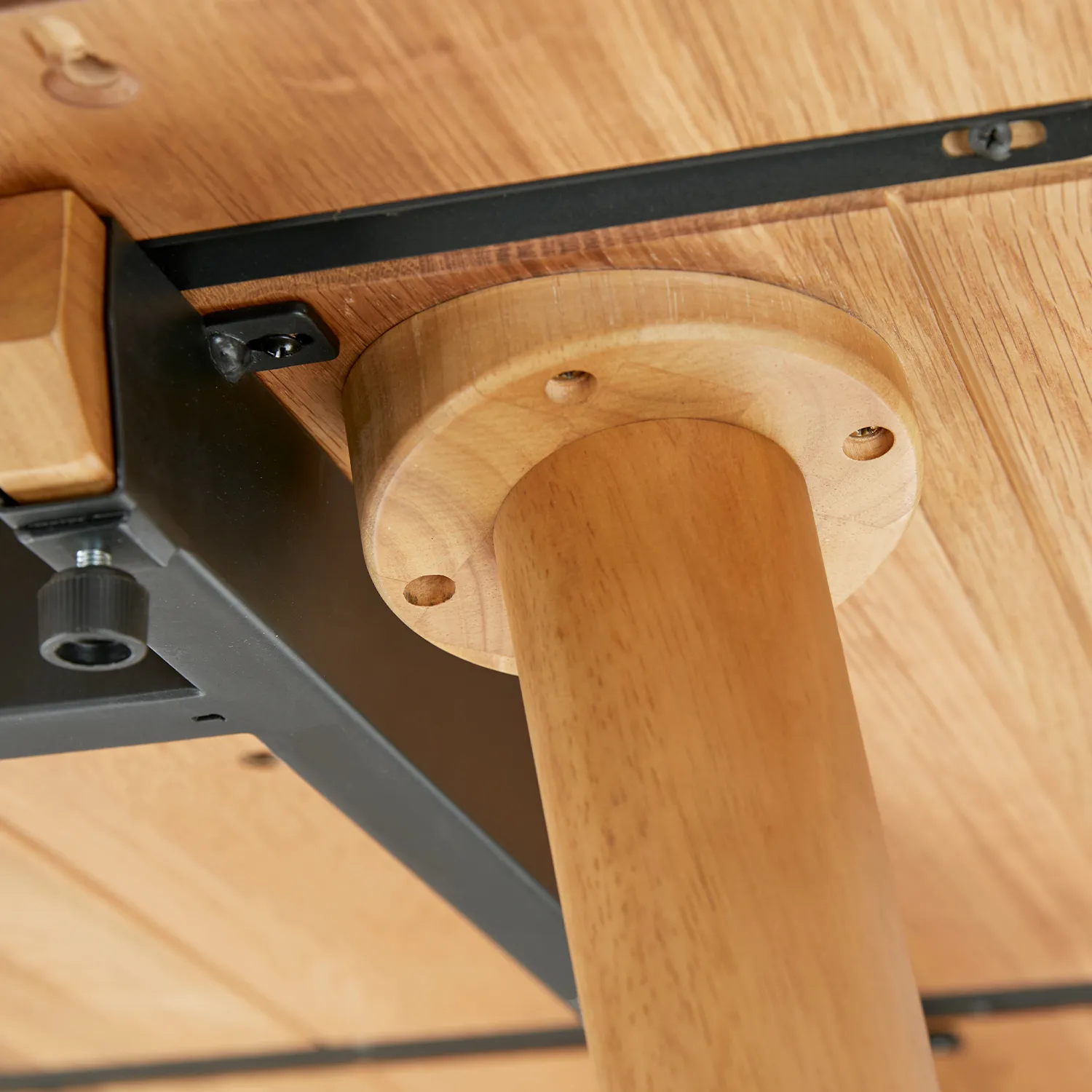 Seno 71_ - 110_ Extendable Dining Table - Oak - Image 13