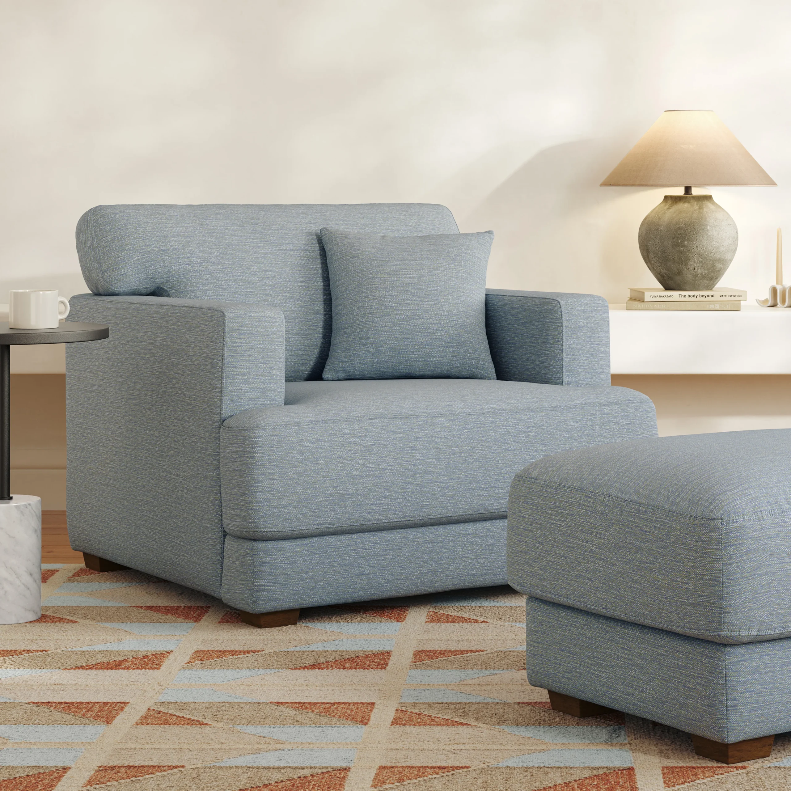 Dawn 40_ Lounge Chair - Silver Light Blue
