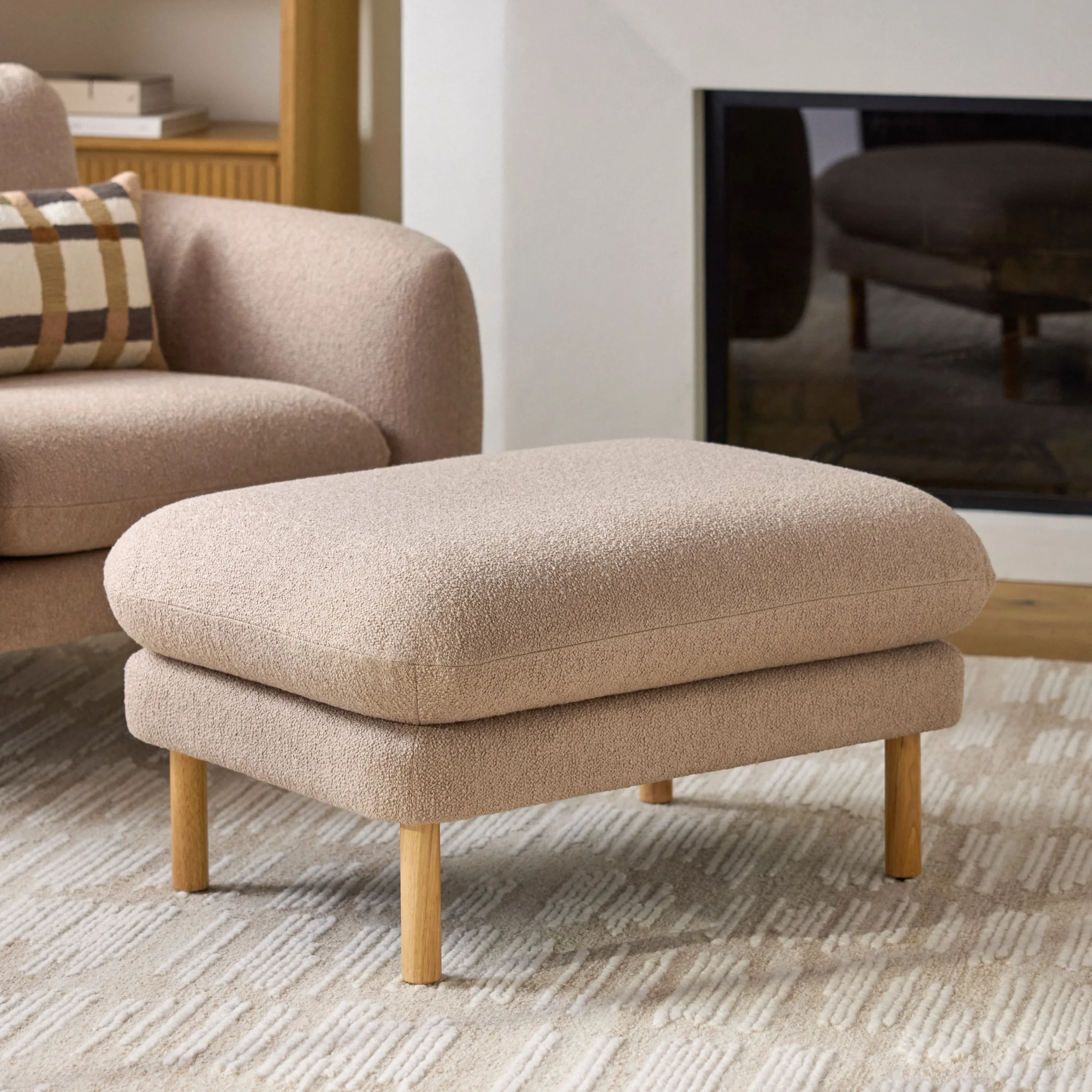 Sanders 35.5_ Ottoman - Sandstone Wool Bouclé