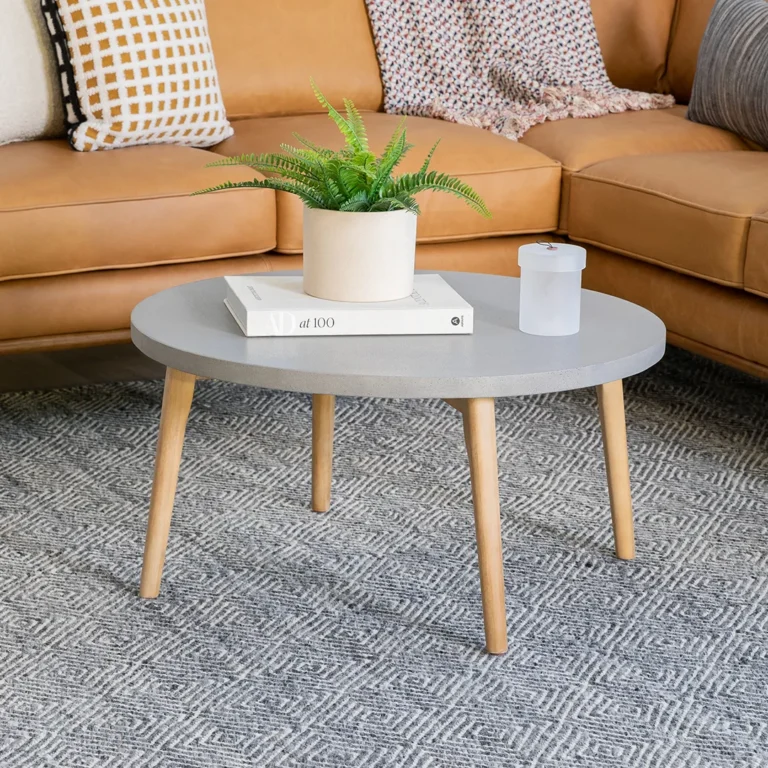 Atra 32_ Outdoor Coffee Table - Concrete