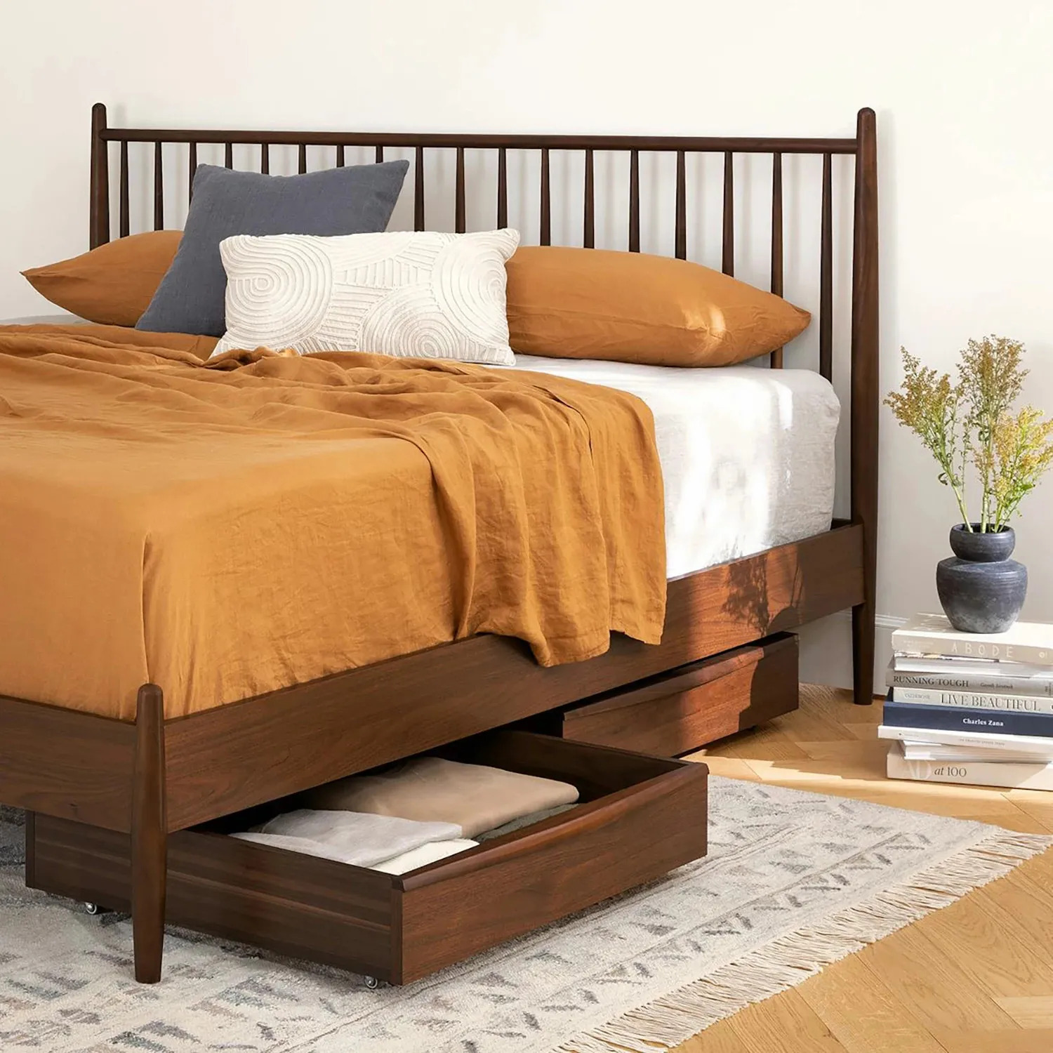 Lenia King Bed - Black - Image 13
