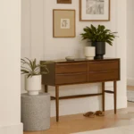 Lenia 39.25_ Console - Walnut