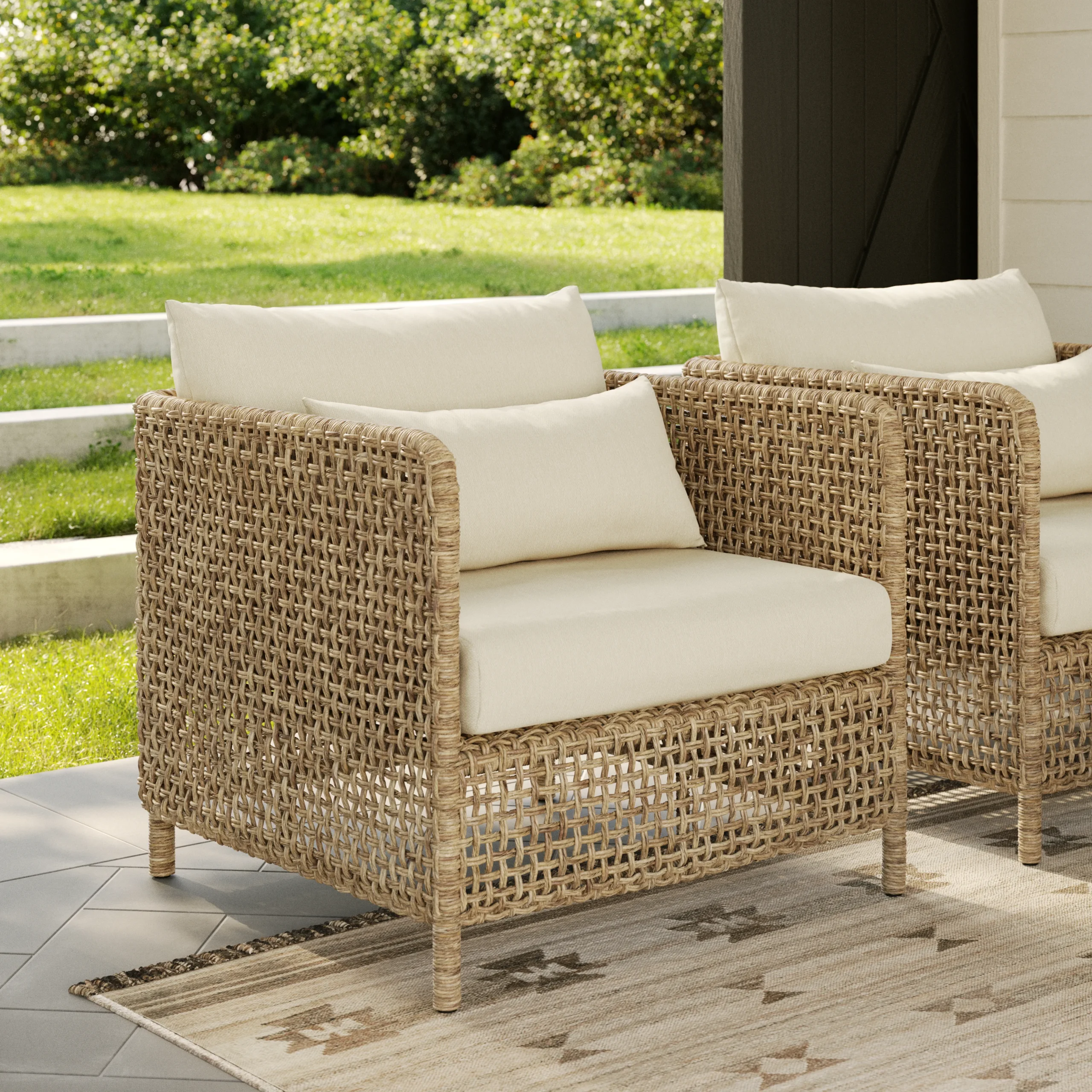 Robbi 32.5_ Outdoor Lounge Chair - Dravite Ivory