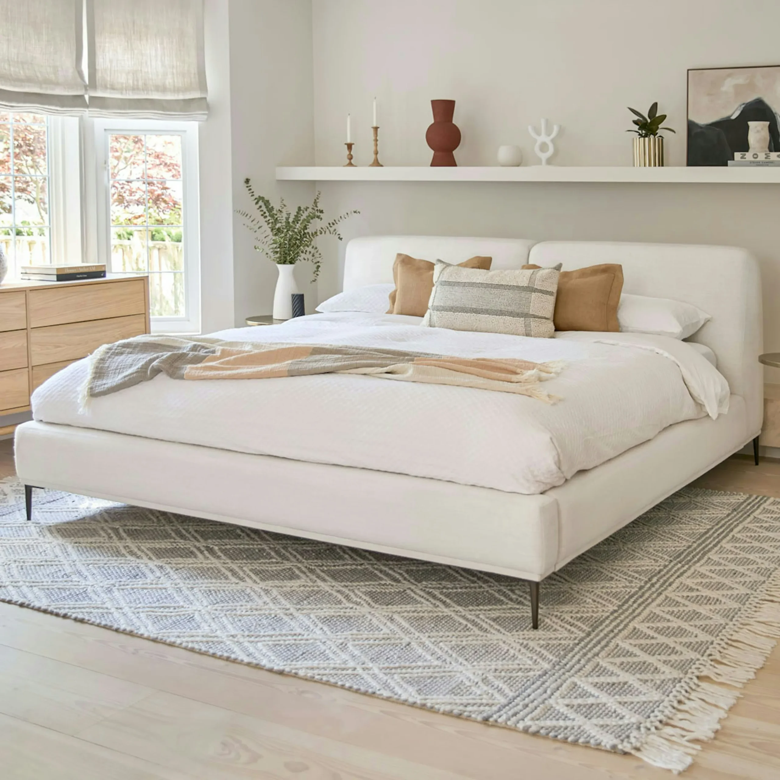 Abisko King Upholstered Bed - Quartz White - Image 2