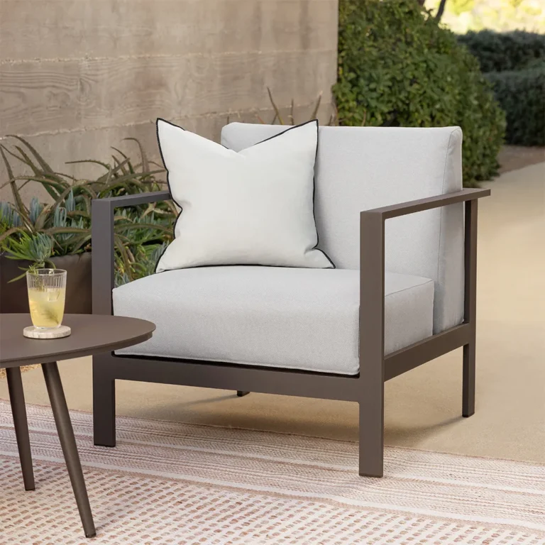 Burkel 30.5_ Outdoor Lounge Chair - Cloudy Gray