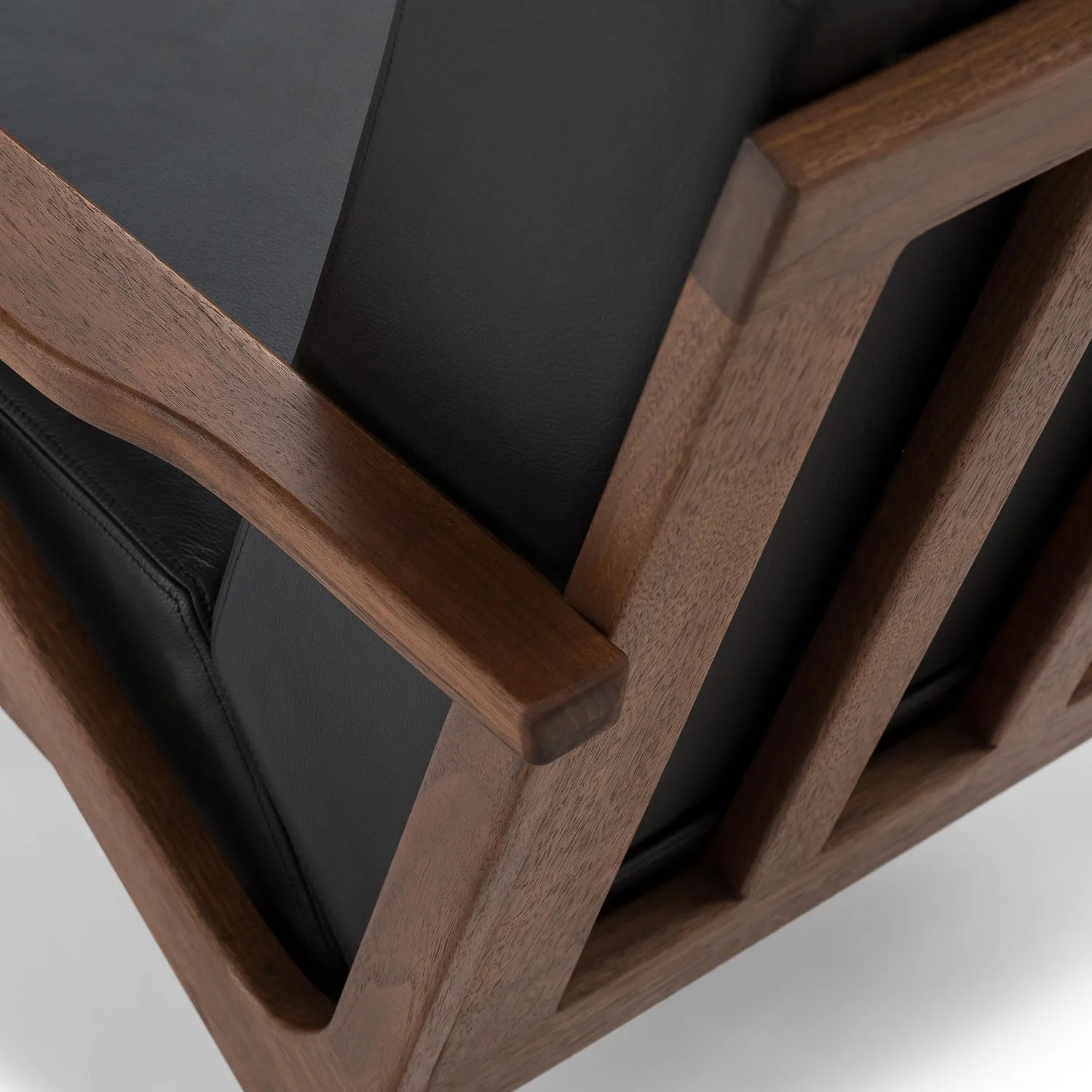 Otio 26_ Leather Lounge Set - Walnut and Black - Image 11