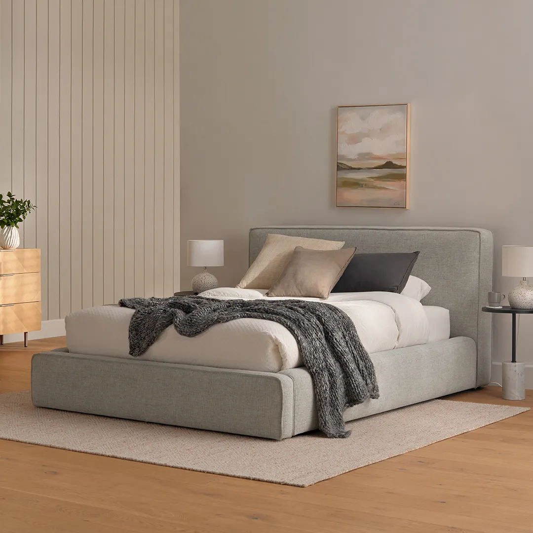 Cigar Queen Upholstered Storage Bed - Birch Ivory - Image 10