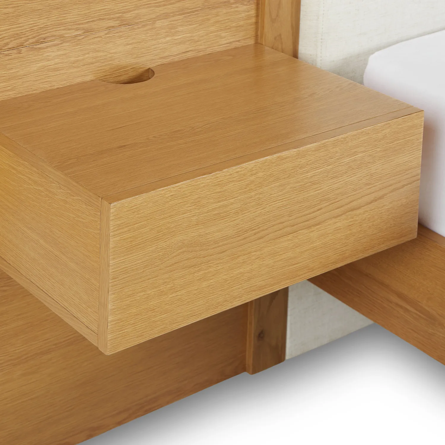 Cassie King Upholstered Bed with Nightstands - Natural Oak and Ivory Chenille - Image 11