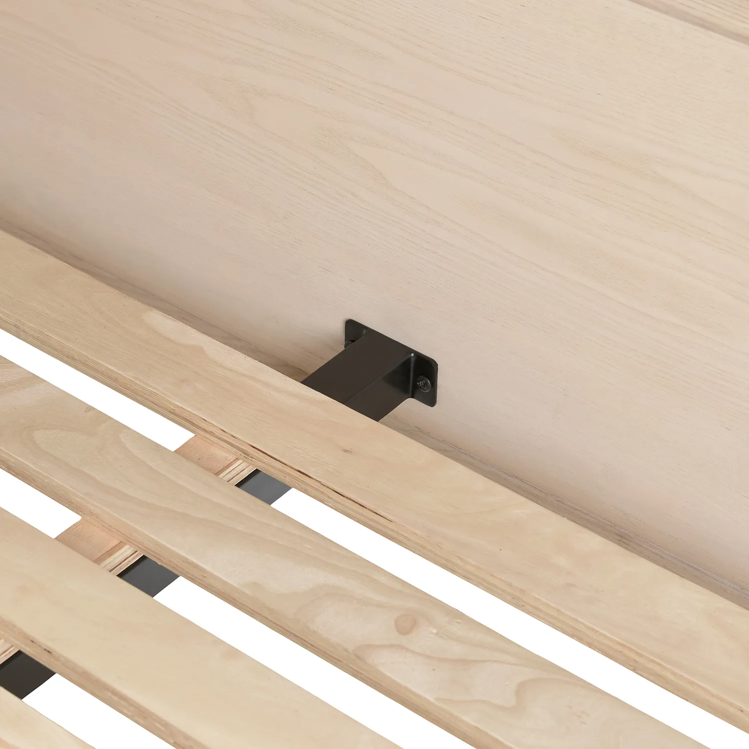Faydra King Bed - Natural Ash - Image 7