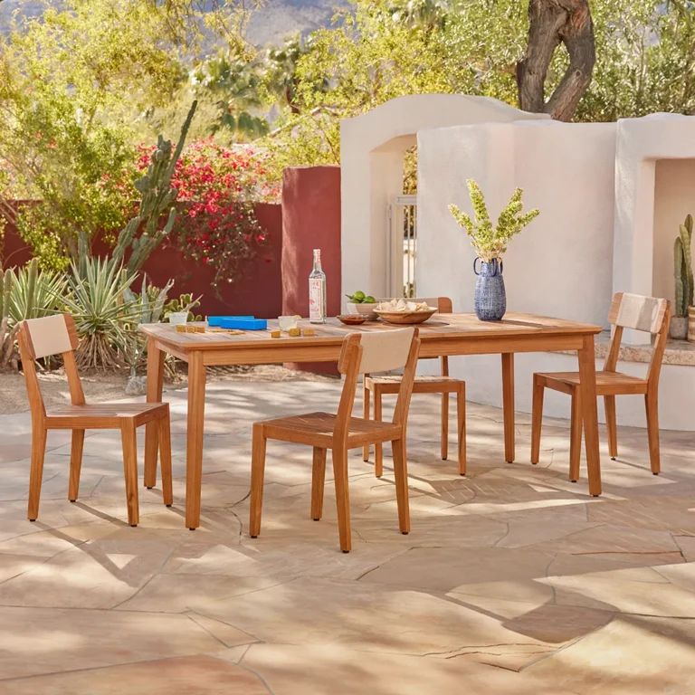 Marol 59_ - 78_ Outdoor Extendable Dining Table - Bronze Teak