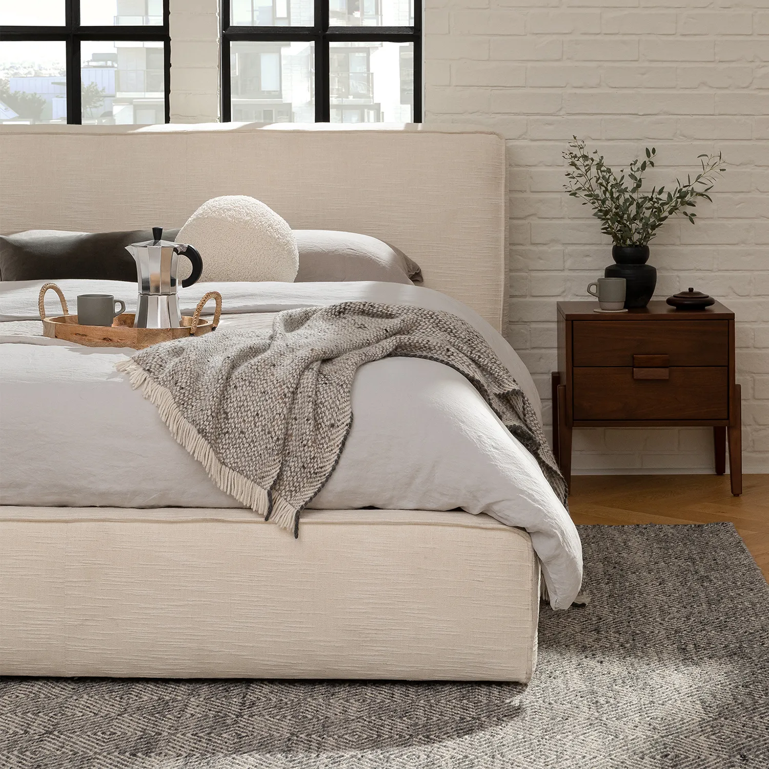 Cigar Queen Upholstered Storage Bed - Ankara Ivory - Image 9