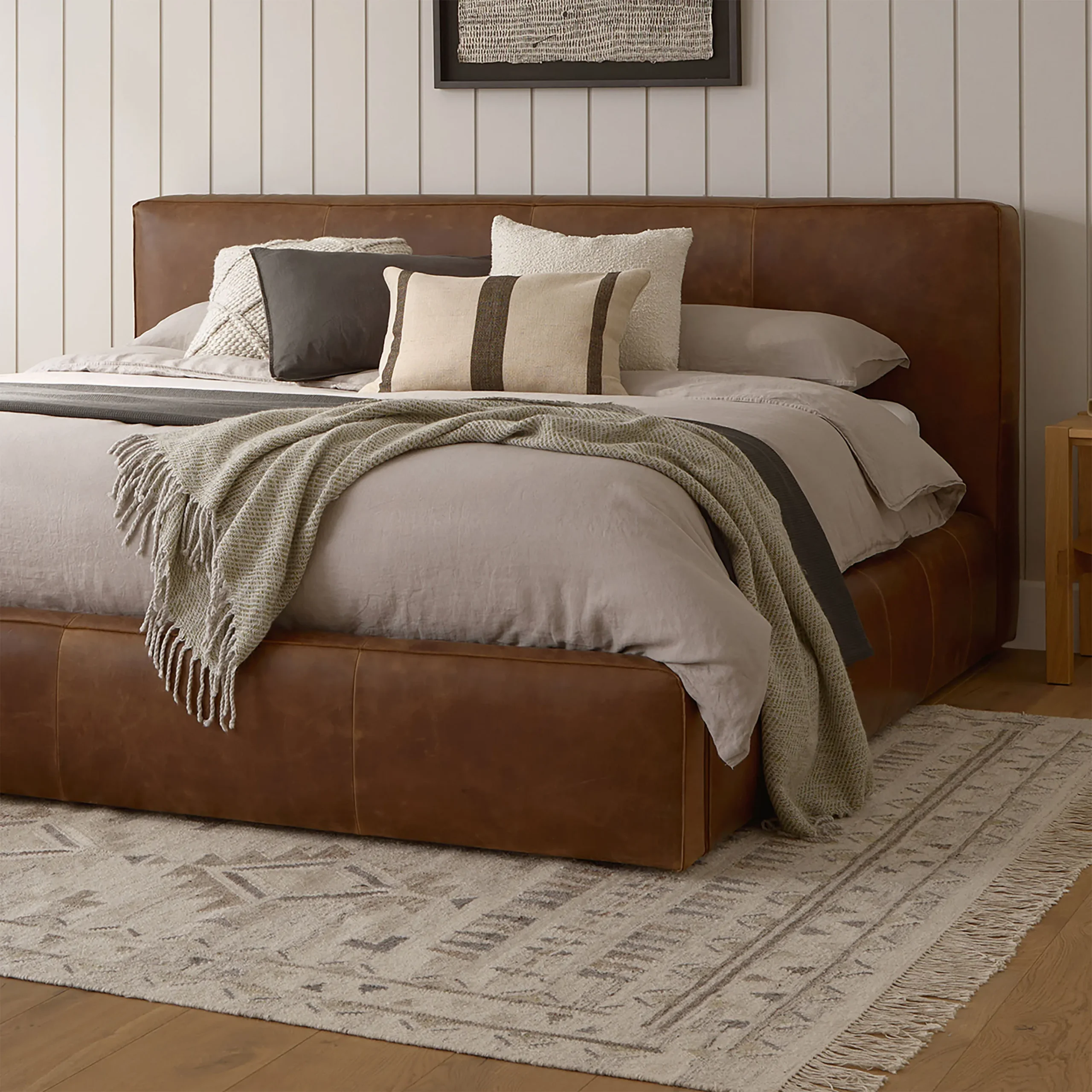 Cigar King Leather Storage Bed - Rawhide Brown - Image 17