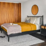 Lenia Queen Bed - Black