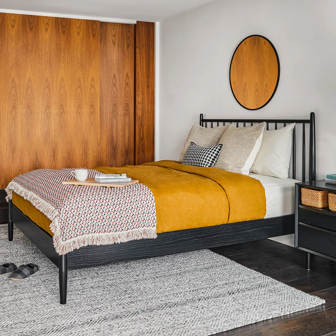 Lenia Queen Bed - Black - Image 2