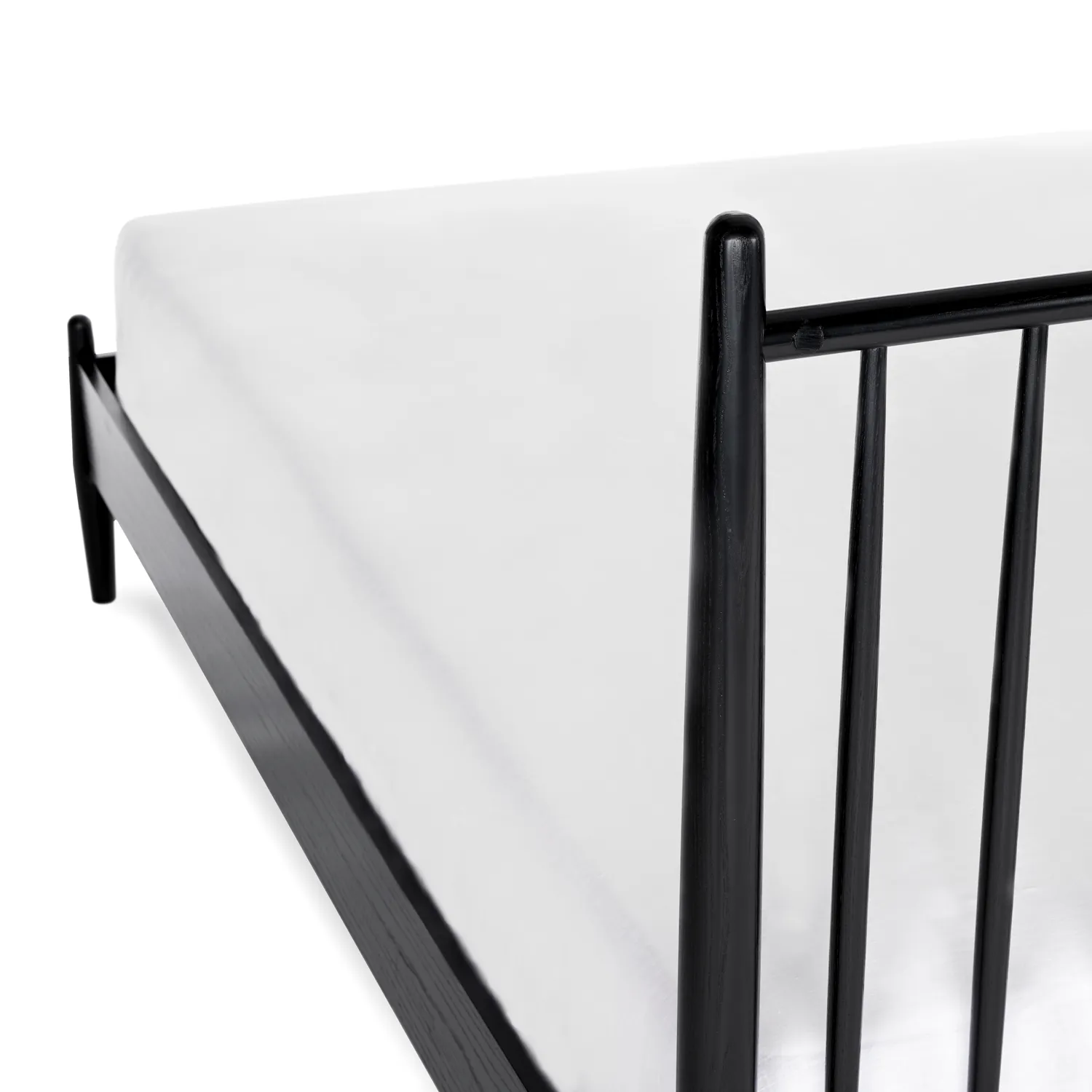 Lenia Queen Bed - Black - Image 9