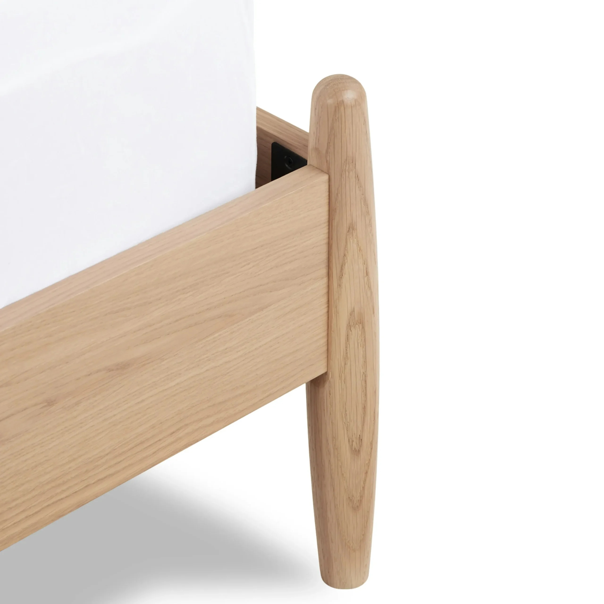 Lenia Queen Bed - White Oak - Image 14