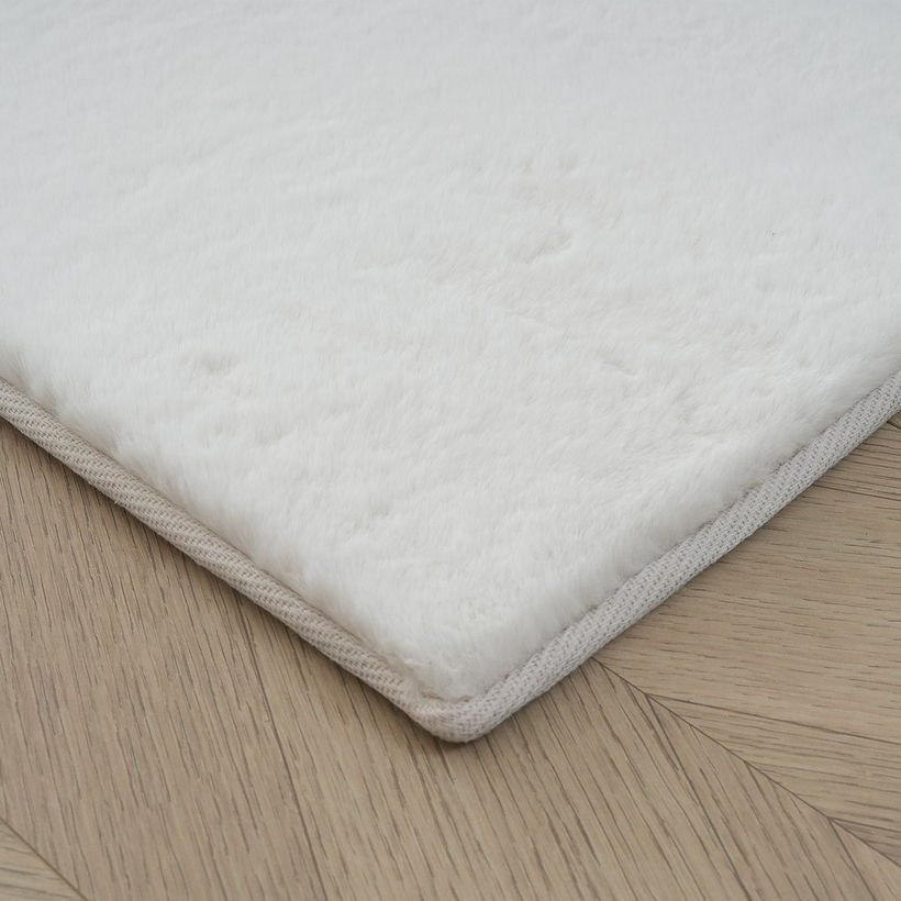 Faux Rabbit Fur Soft Plush Rug - 80x150 cm - Image 3