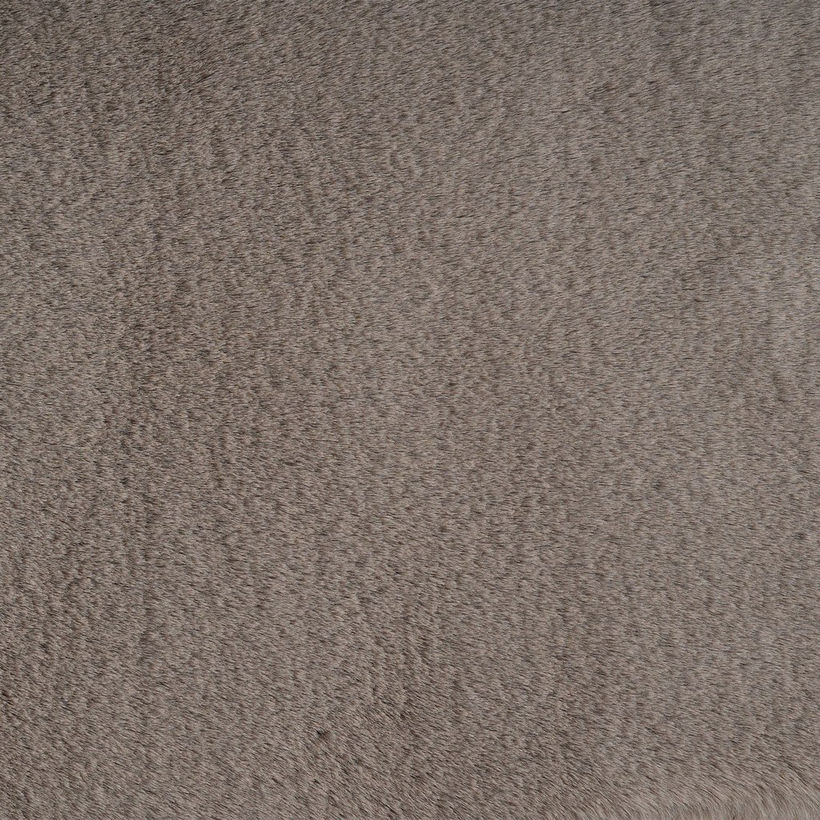 Faux Rabbit Fur Soft Rug - 160x230 cm - Image 4