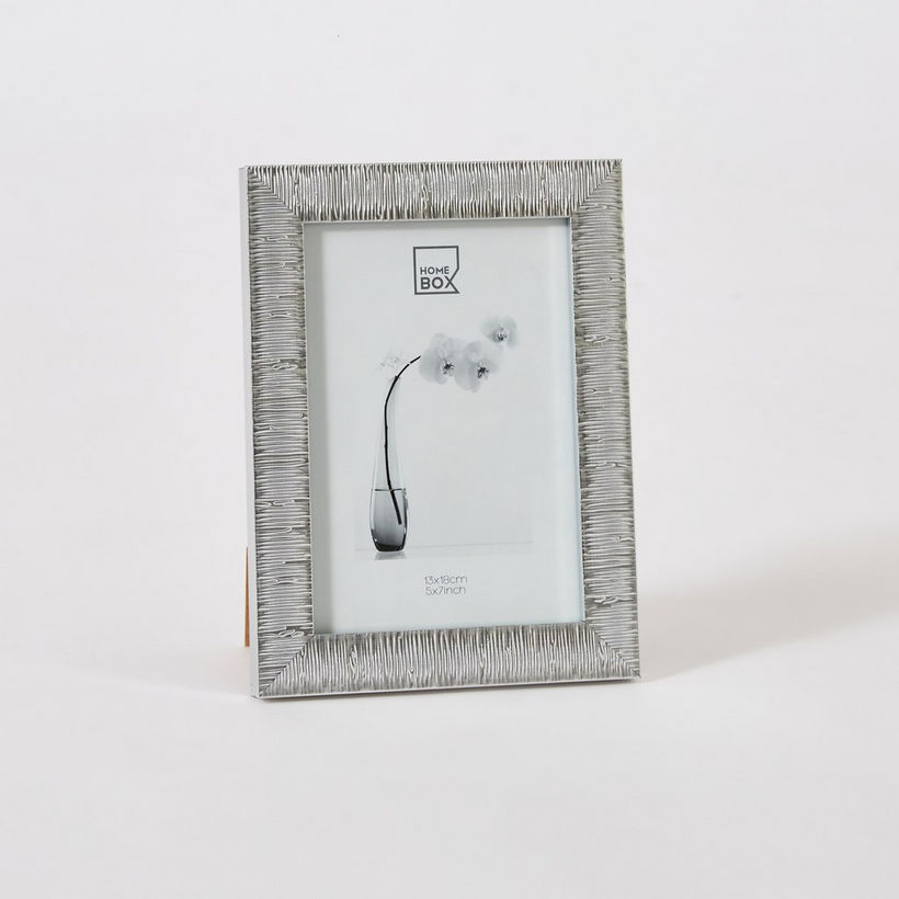Waterford Textured Photo Frame - 13x1x18 cm - Image 2