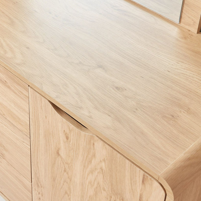 Nordica 3-Drawer 1-Door Master Dresser without Mirror - Image 4