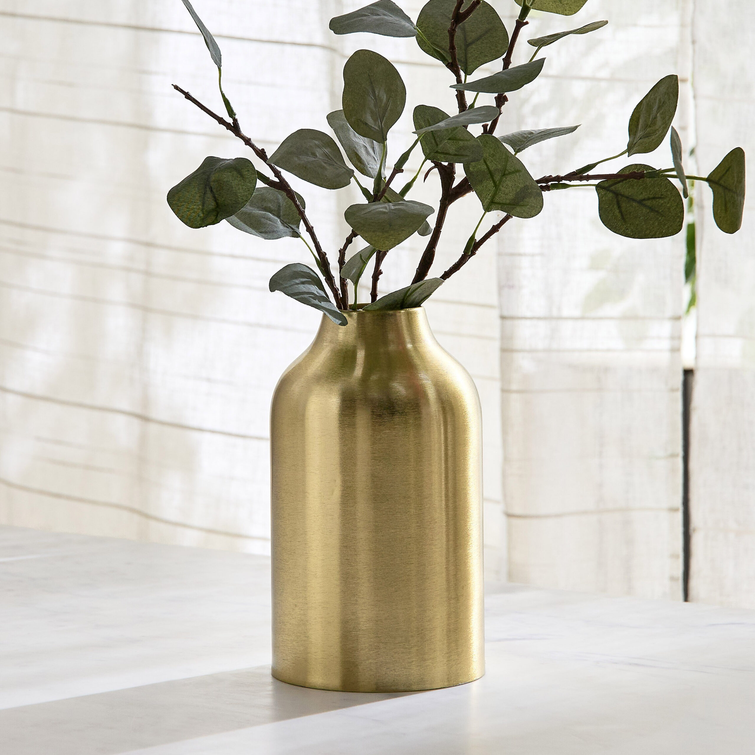 Avya Metal Cylindrical Vase - 11x11x21 cm