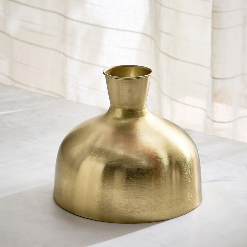 Avya Metal Modern Vase - 20.5x20.5x17 cm - Image 3