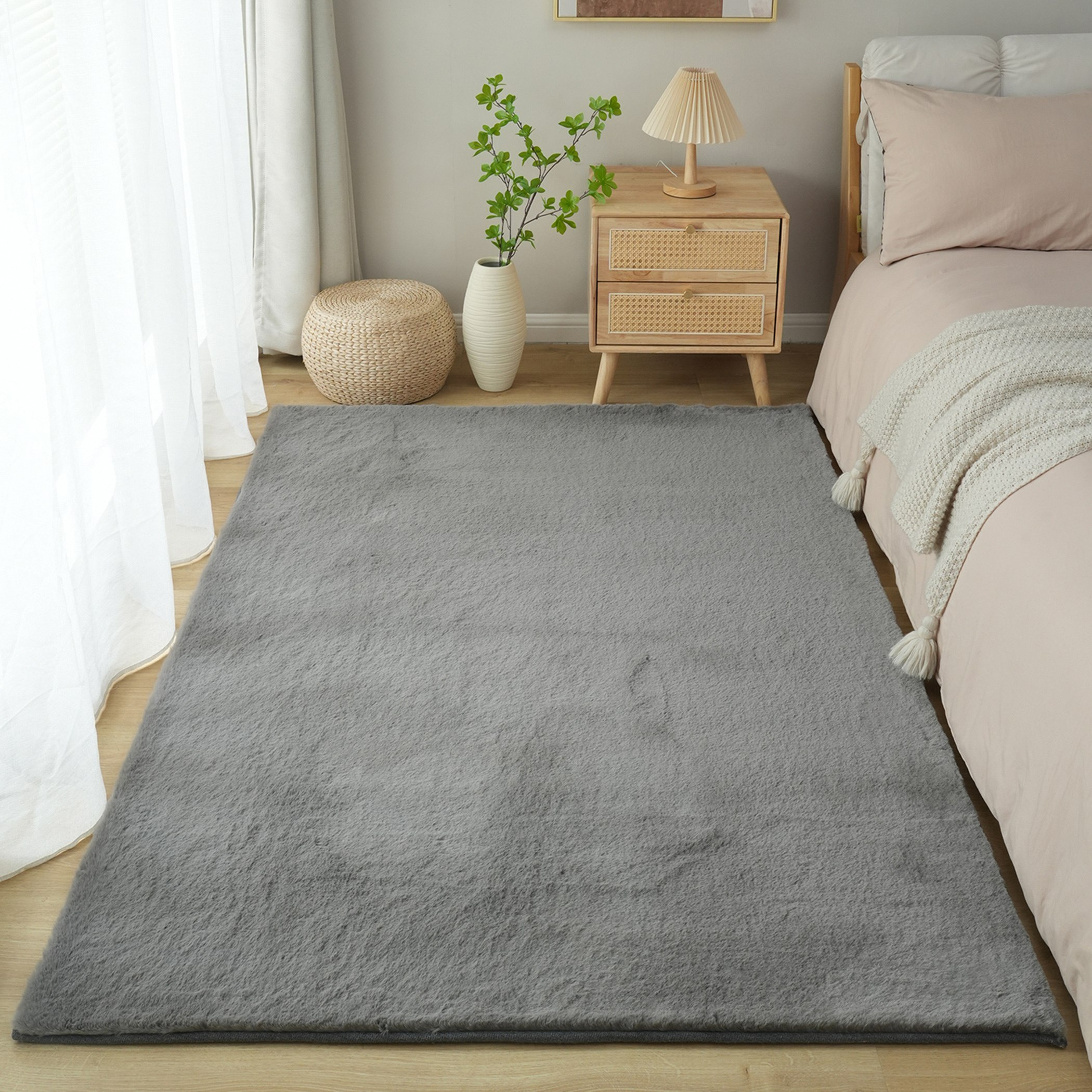 Faux Rabbit Fur Rug - 120x170 cm