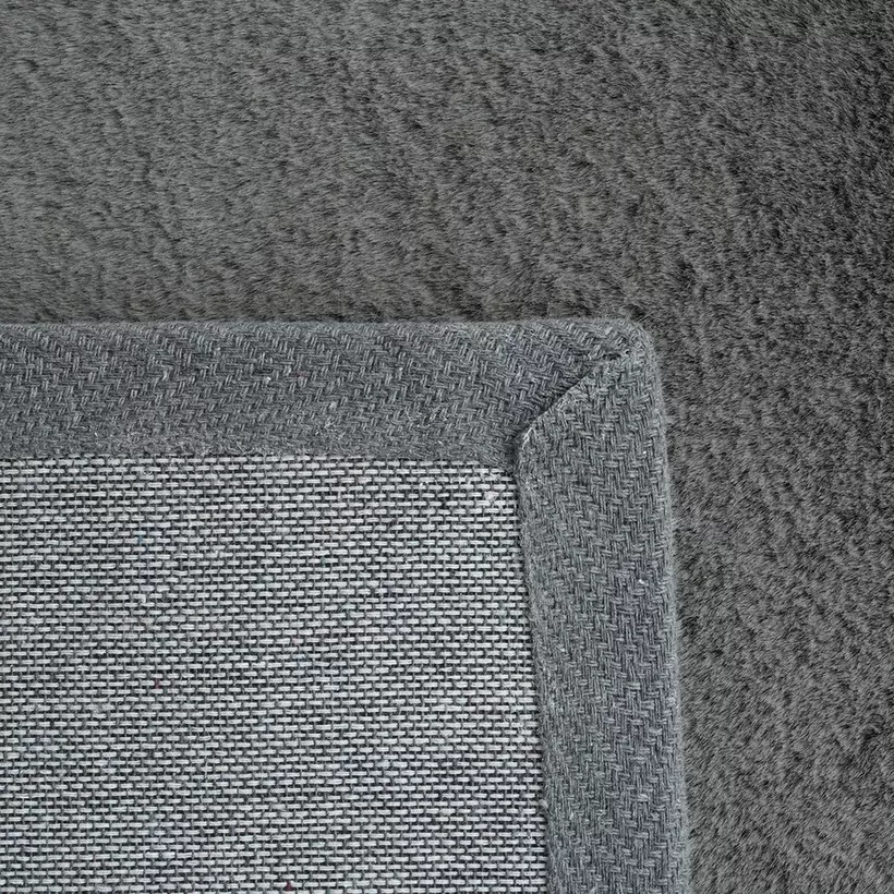 Faux Rabbit Fur Rug - 120x170 cm - Image 2
