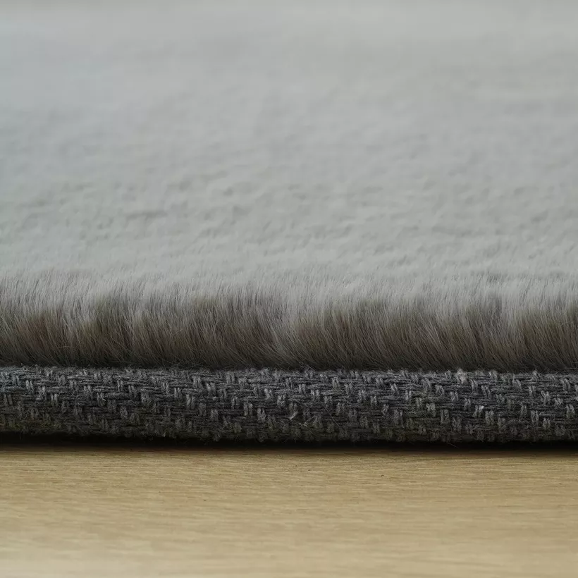 Faux Rabbit Fur Rug - 120x170 cm - Image 5