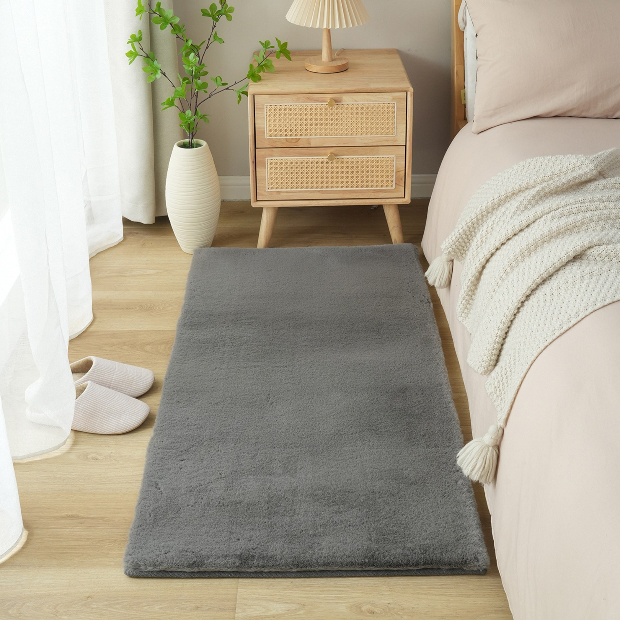 Faux Rabbit Fur Rug - 60x120 cm