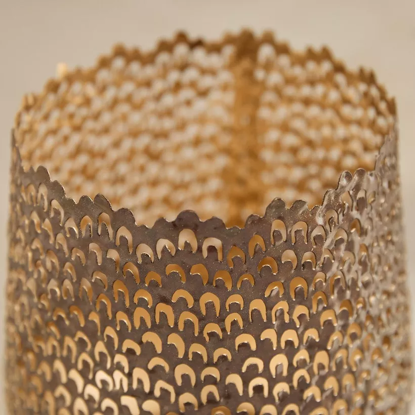 Corlie Metal Peacock Cutwork Votive Candleholder - 14x14x15 cm - Image 4