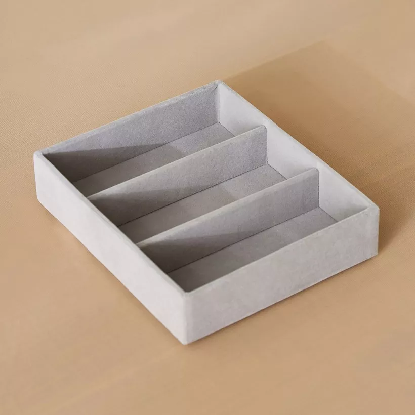 Velour 3-Compartment Glasses Organizer Tray - Image 3