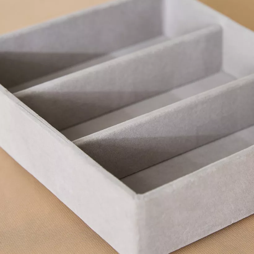 Velour 3-Compartment Glasses Organizer Tray - Image 4