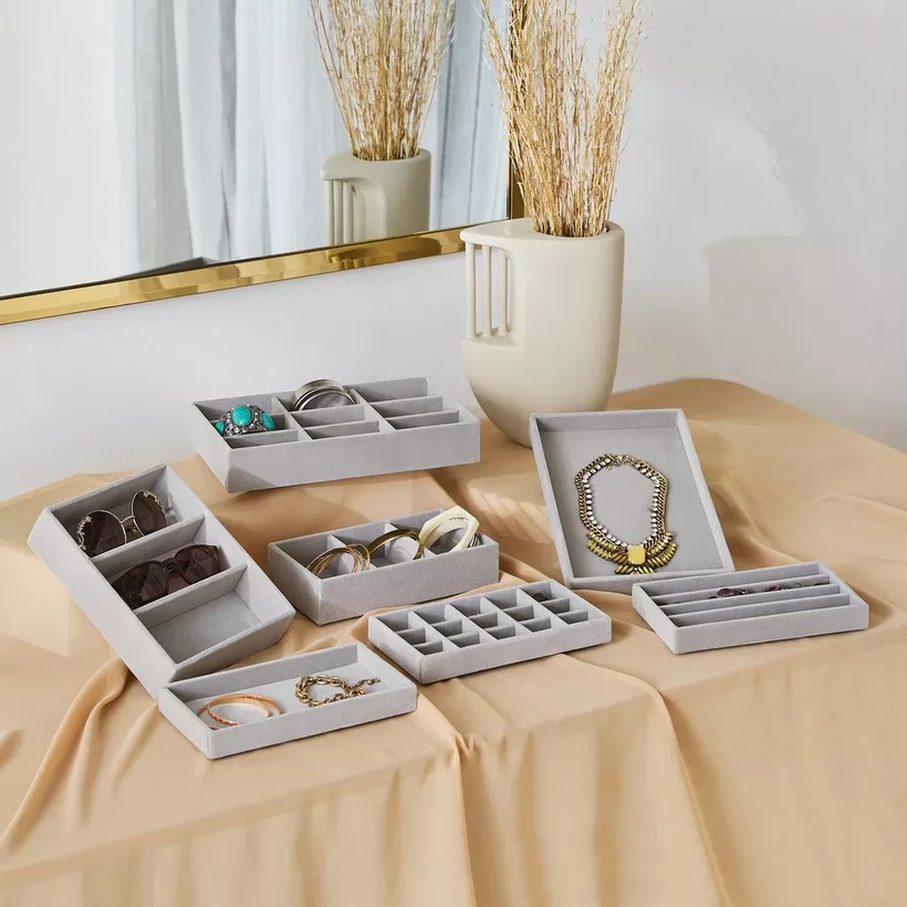 Velour 3-Compartment Glasses Organizer Tray - Image 5