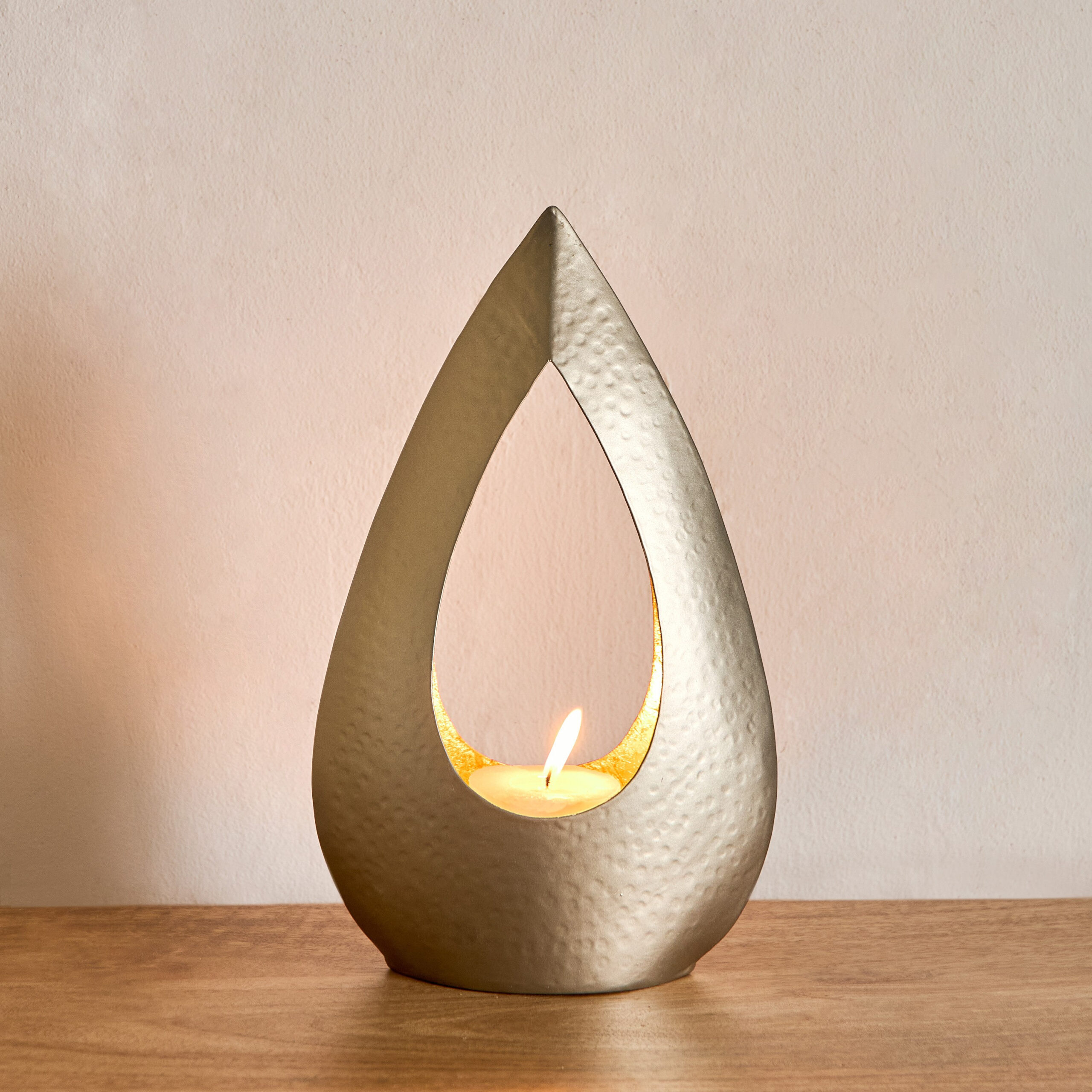 Ibena Tealight Holder - 9x8x30 cm