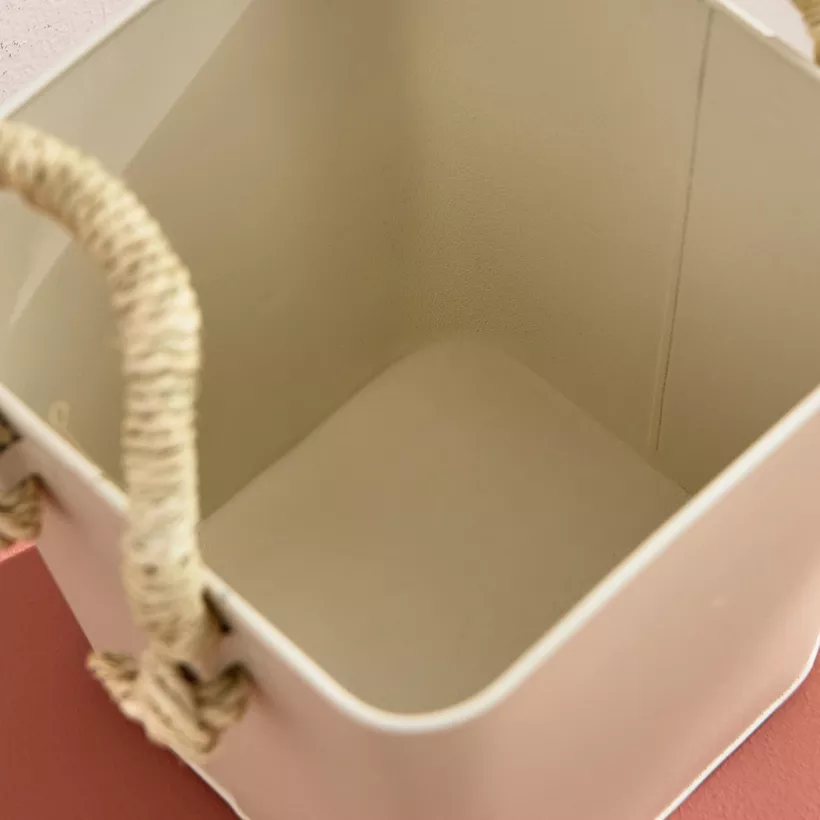 Bella Metal Taca Plant Basket with Sabai Handle - 20x20x19 cm - Image 4